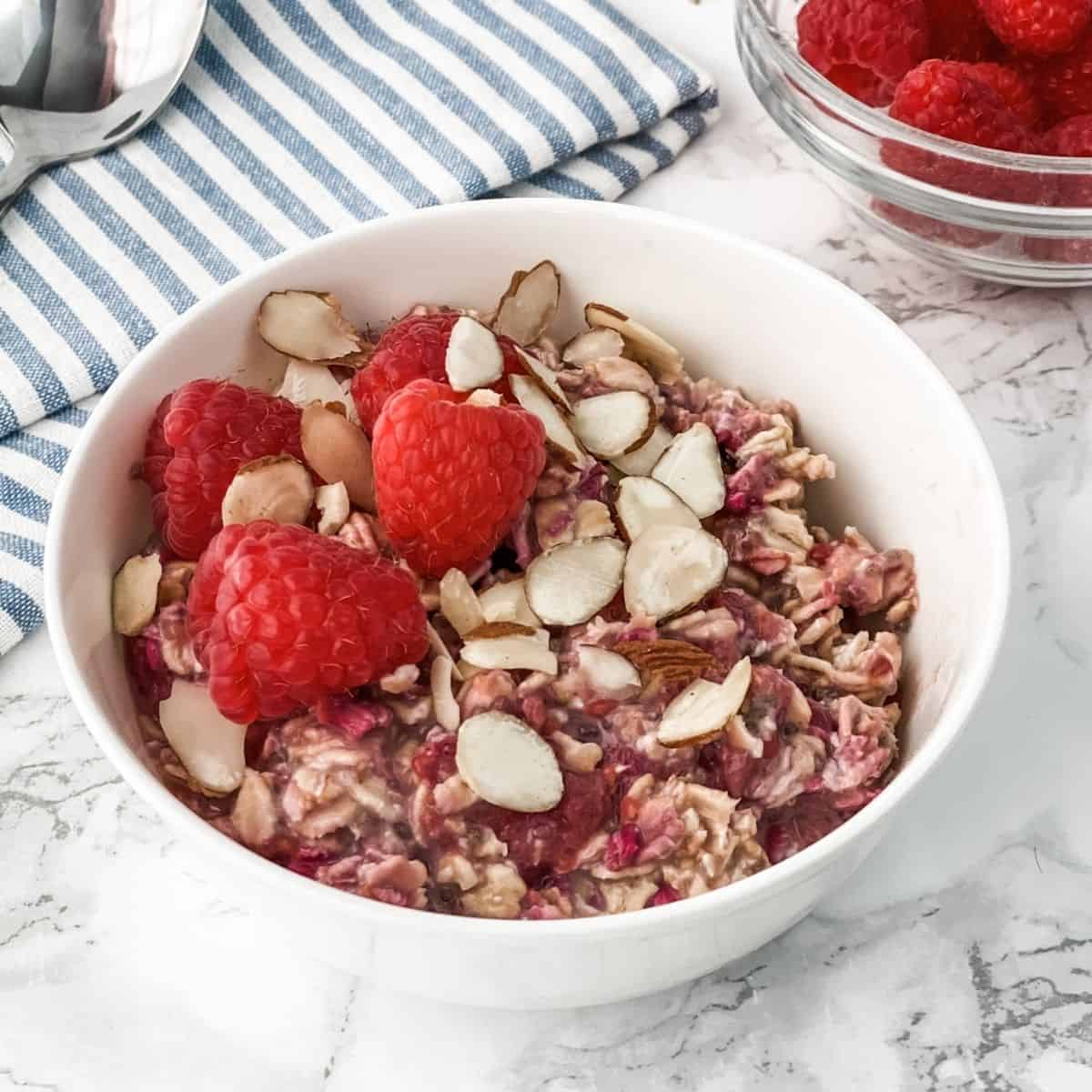 Raspberry Almond Oats